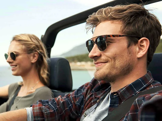 Couple picking up their rental car to explore Lake Havasu