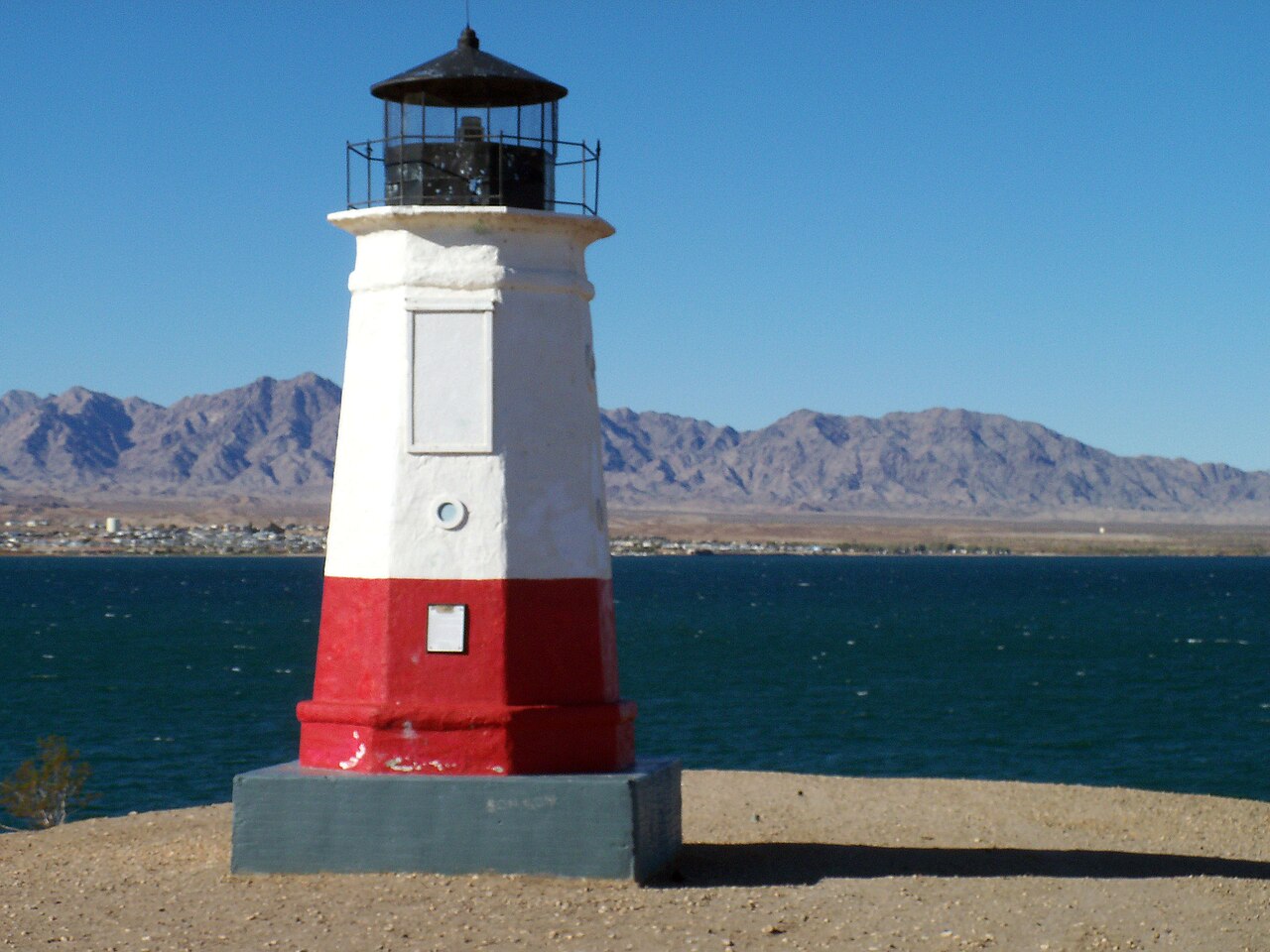 Boating on the blue water of Lake Havasu, Arizona